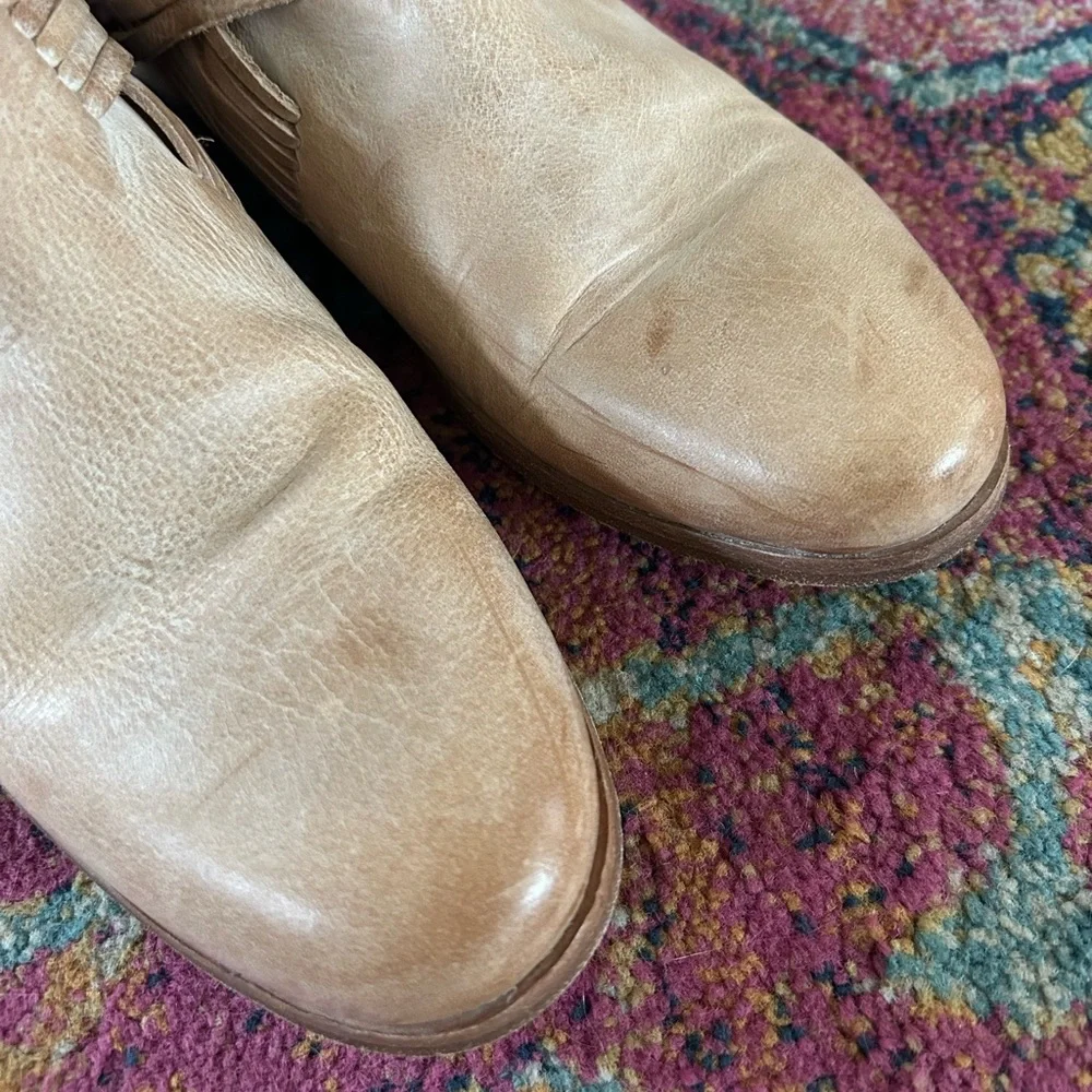 Baske | Women's Tan Leather Lexi Ankle Booties Back Zip Almond Toe Tassels Sz 8